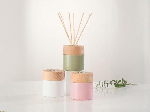 4oz(120ml) Wooden Lid Glass Empty Reed Diffuser Bottles