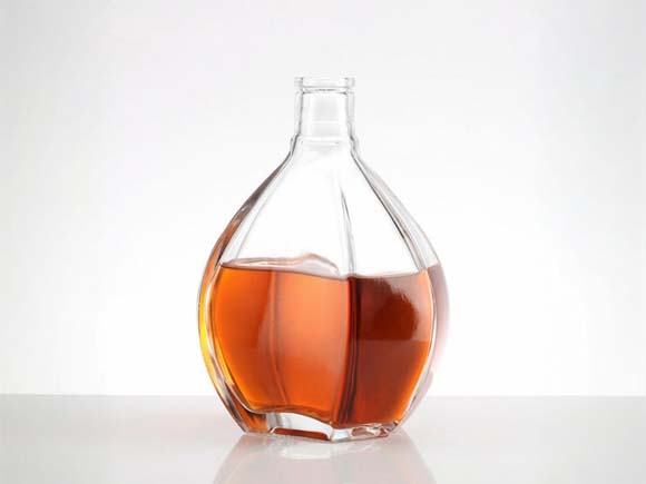 700ml Unique Glass Whiskey Bottle For Sale Vodka Liquor Container