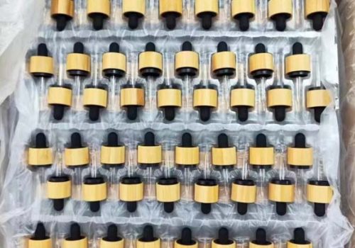 accessory lotion bottle assembly