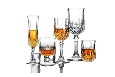 different shapes of drinking glasses