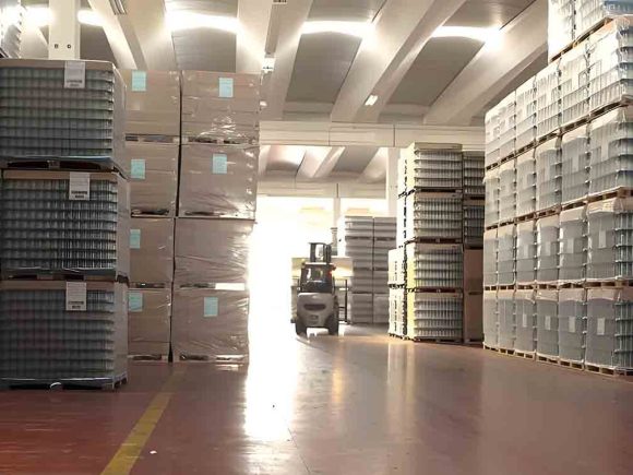glass bottles pallet packaging