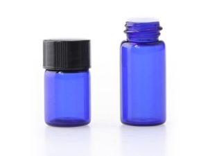 roetell two sizes of glass essential oil bottle wholesale