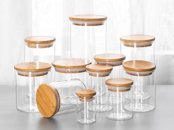 Customizable Glass Spice Jars with Bamboo Lids 2, 3, 4, 6 oz