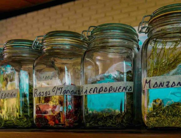 glass spice storage jar with swing top wholesale