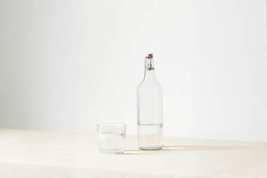 glass swing top bottles