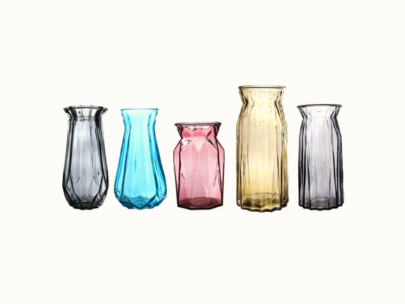 glass vase in color grey, blue, pink, and yellow