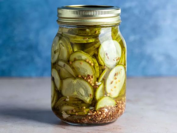 round glass pickle jar with lid wholesale