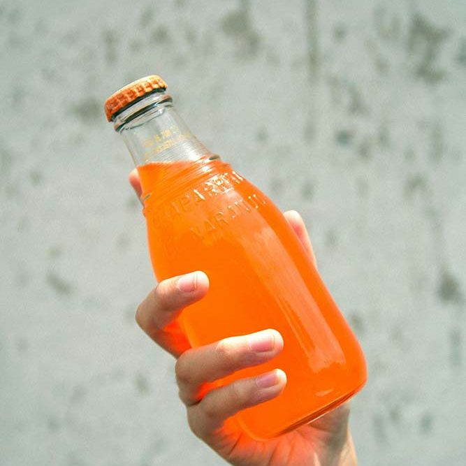 juice storage bottles