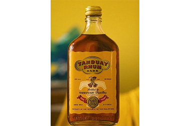 glass liquor bottle wholesale