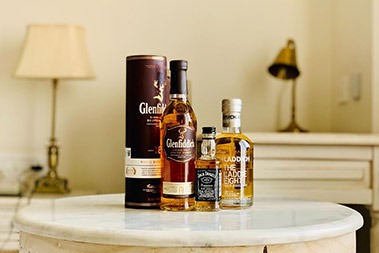 three different glass whiskey bottle wholesale