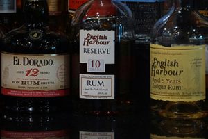 wholesale liquor rum brandy glass bottle