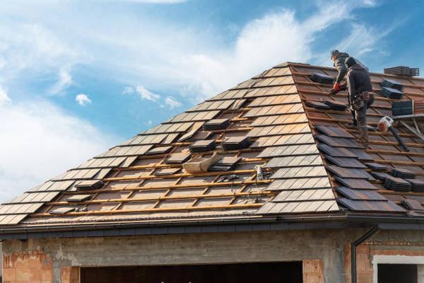 How to Evaluate Roofing Contractors for Your Project